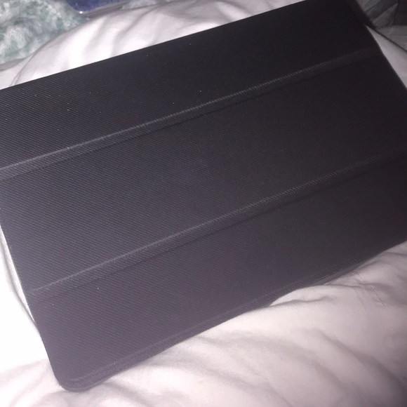 AT&T LG TABLET - Picture 3 of 3